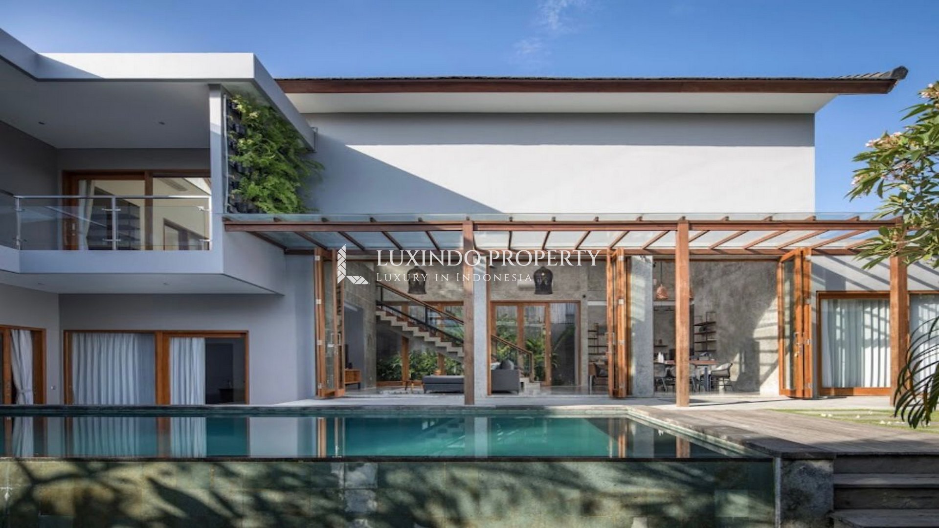 TEGAL CUPEK - MODERN 5-BEDROOM FREEHOLD VILLA - PEACEFUL YET CLOSE TO CANGGU (FHV535)